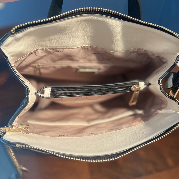 Backpack - Picture 5 of 5